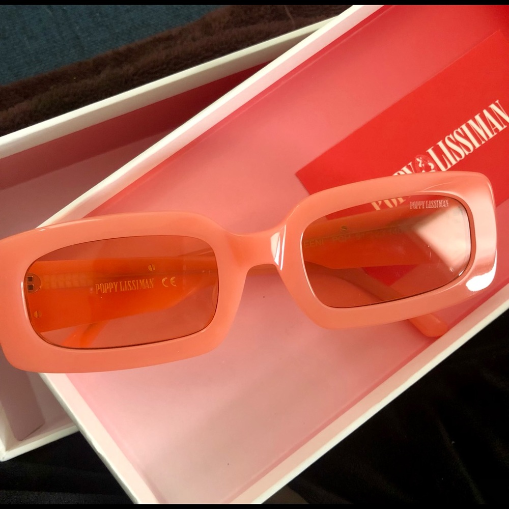 Brand new Poppy Lissman shades